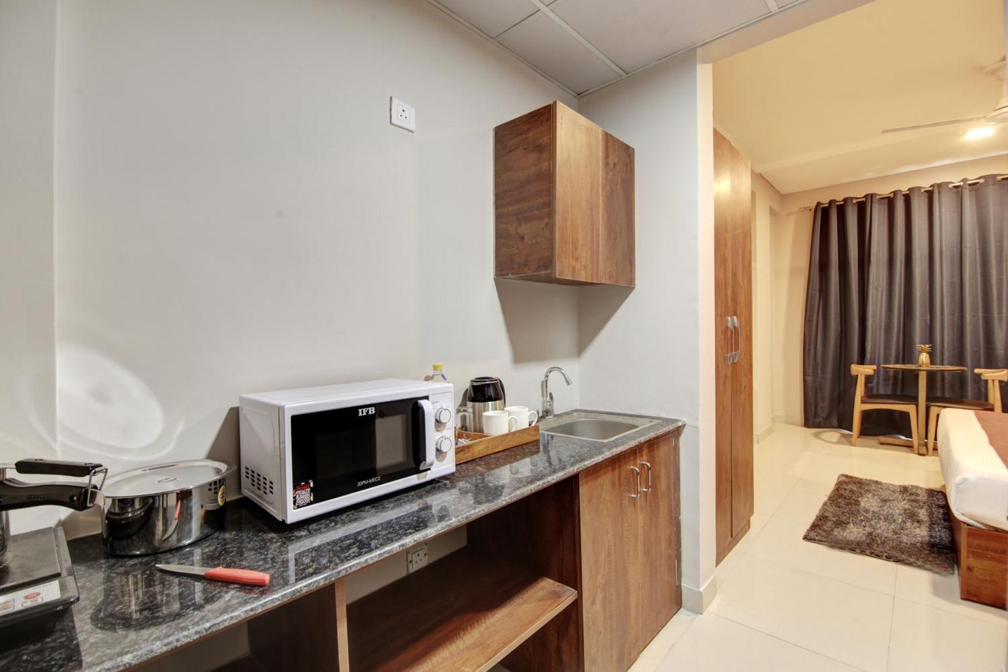 Limewood Stay - Executive Huda City Center Gurgaon Eksteriør bilde