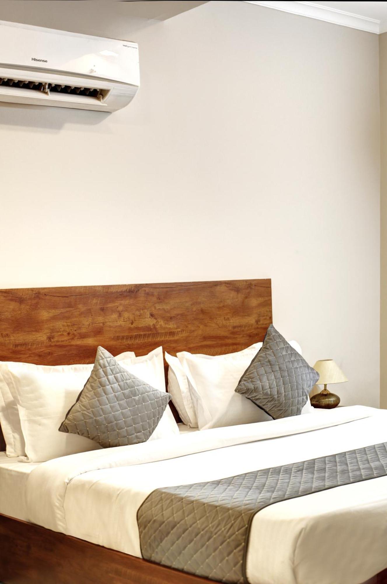 Limewood Stay - Executive Huda City Center Gurgaon Eksteriør bilde